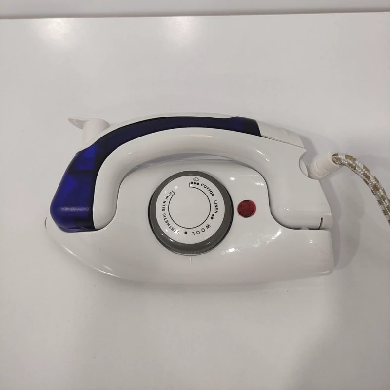 اتو لباس مسافرتی دسته تاشو HT-258B