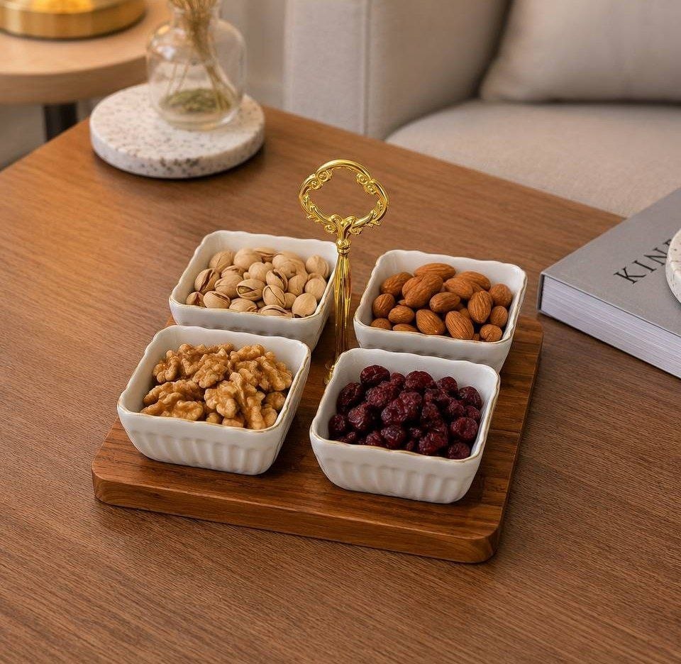 اردو خوری رویال مربع خط طلا (کف چوب ام دی اف) AKO (22×22)