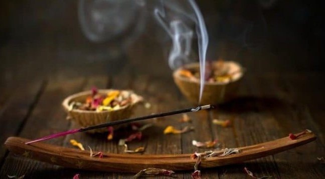 عود خوشبو کننده شاخه ای HEM بسته 20 عددی